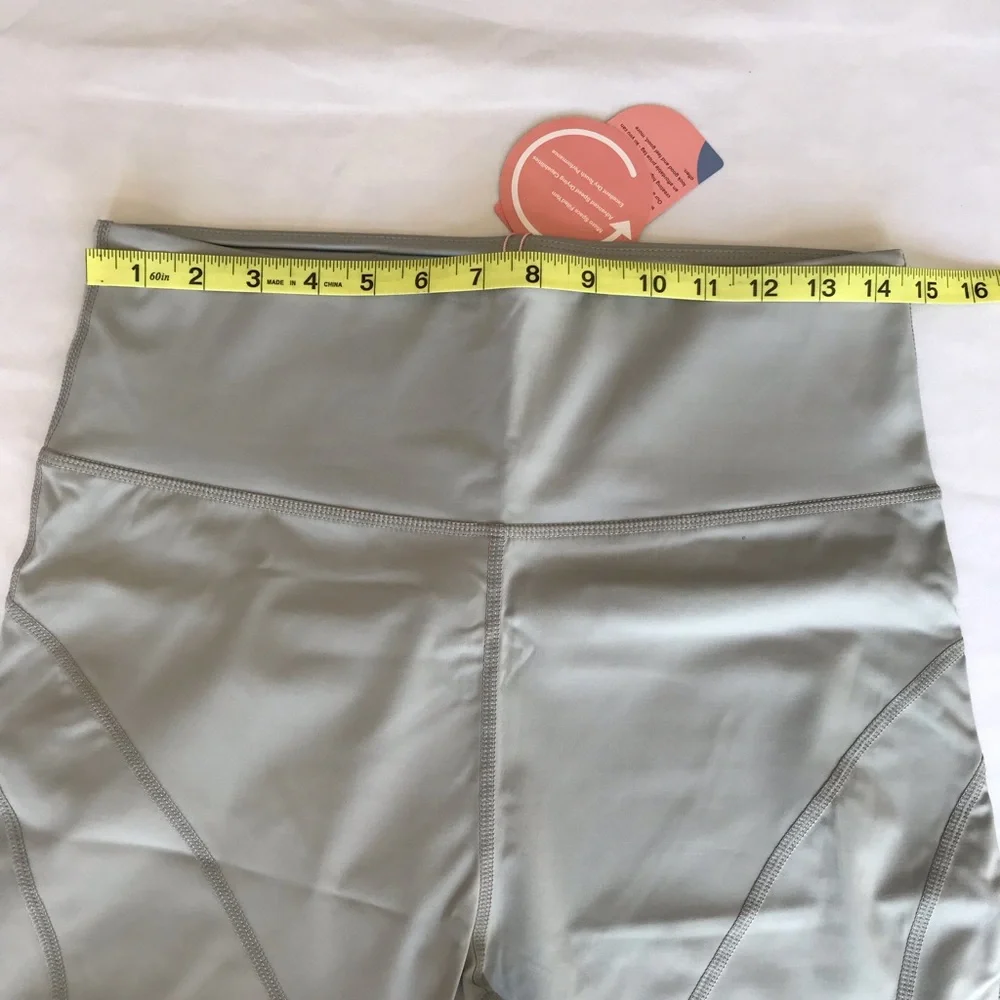High Waist Biker Shorts Gray Women's size Large Pockets 9" Inseam Soft - Picture 10 of 15